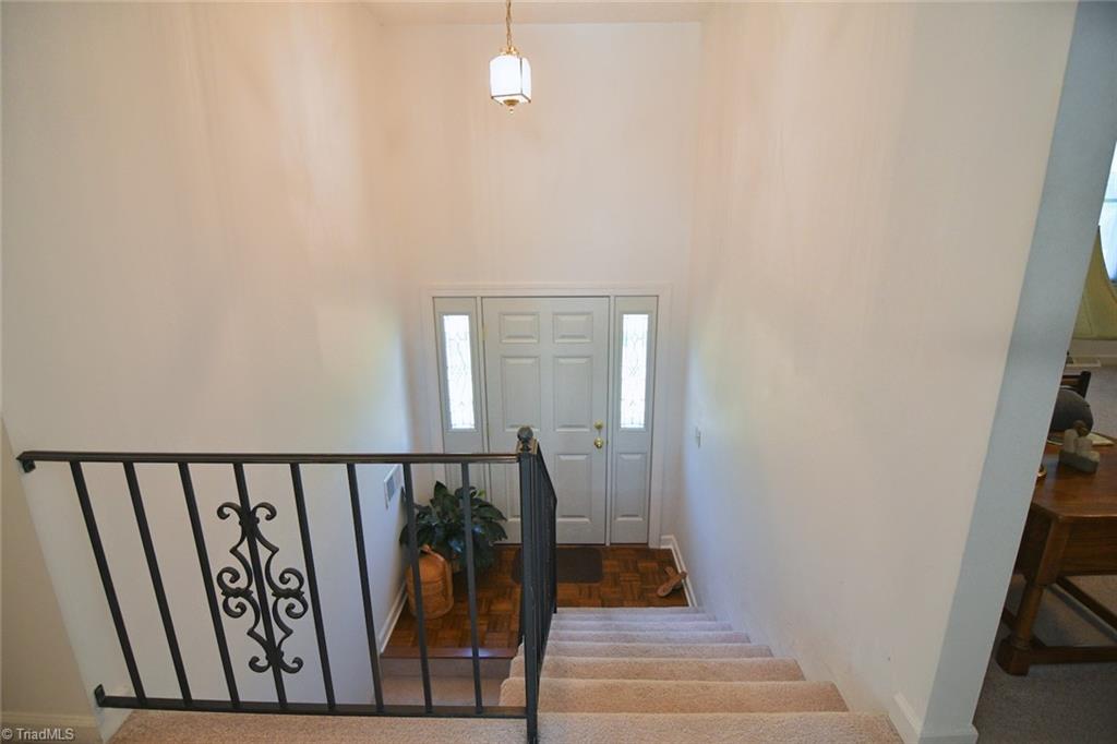 2142 Frye Bridge Road Clemmons, NC 27012 - Photo 4 of 39 Gallery Image 4