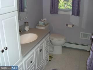4 Marlon Pond Road Hamilton Square, NJ 08690 - Photo 6 of 6
