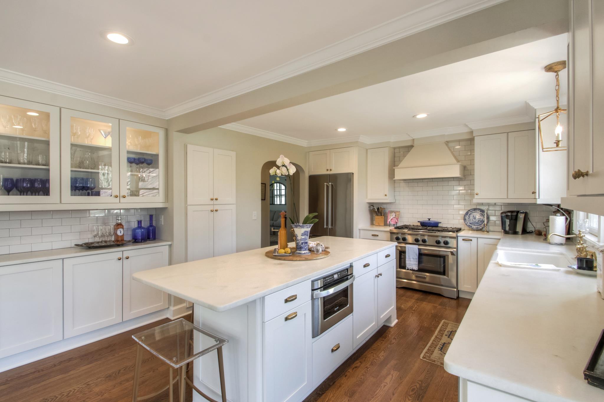 1004 Estes Road Nashville, TN 37215 - Photo 8 of 29 Gallery Image 8