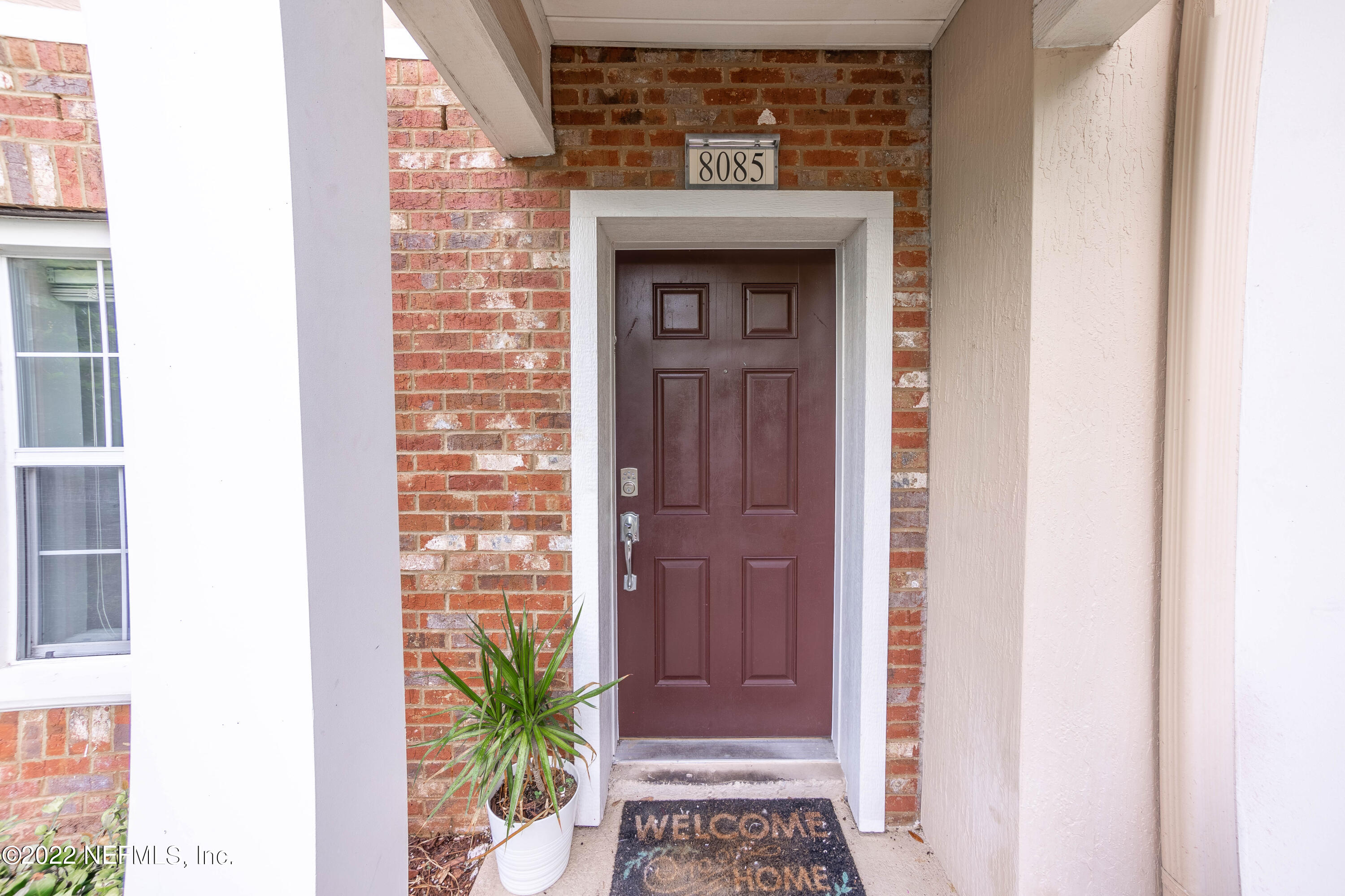 8085 Summerside Circle Jacksonville, FL 32256 - Photo 5 of 21 a view of front door of house