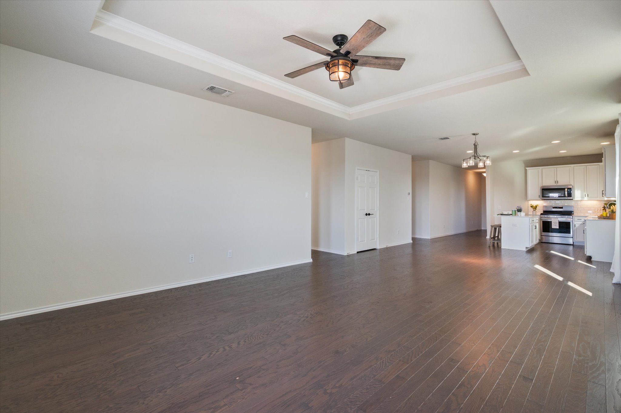 2044 Cliffbrake Way Georgetown, TX 78626 - Photo 16 of 40