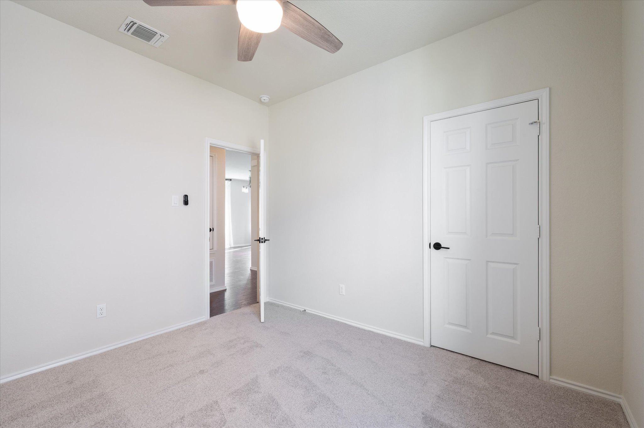 2044 Cliffbrake Way Georgetown, TX 78626 - Photo 22 of 40 Secondary Bedroom