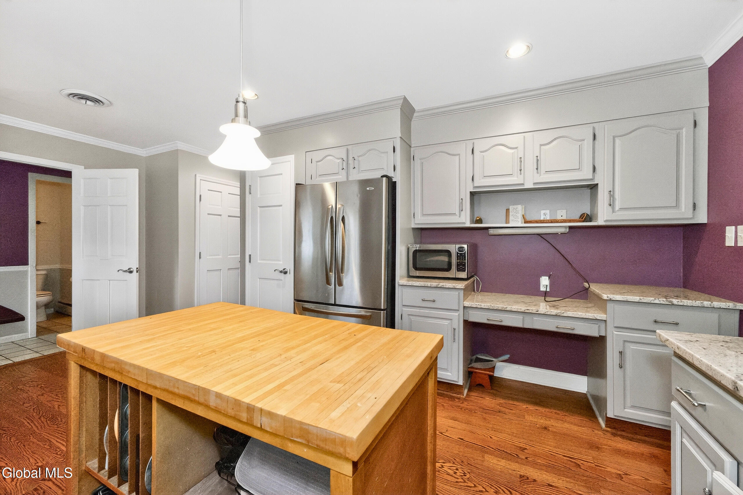 7 Maple Lane North Colonie, NY 12211 - Photo 13 of 47 2 Kitchen 2 - Edited