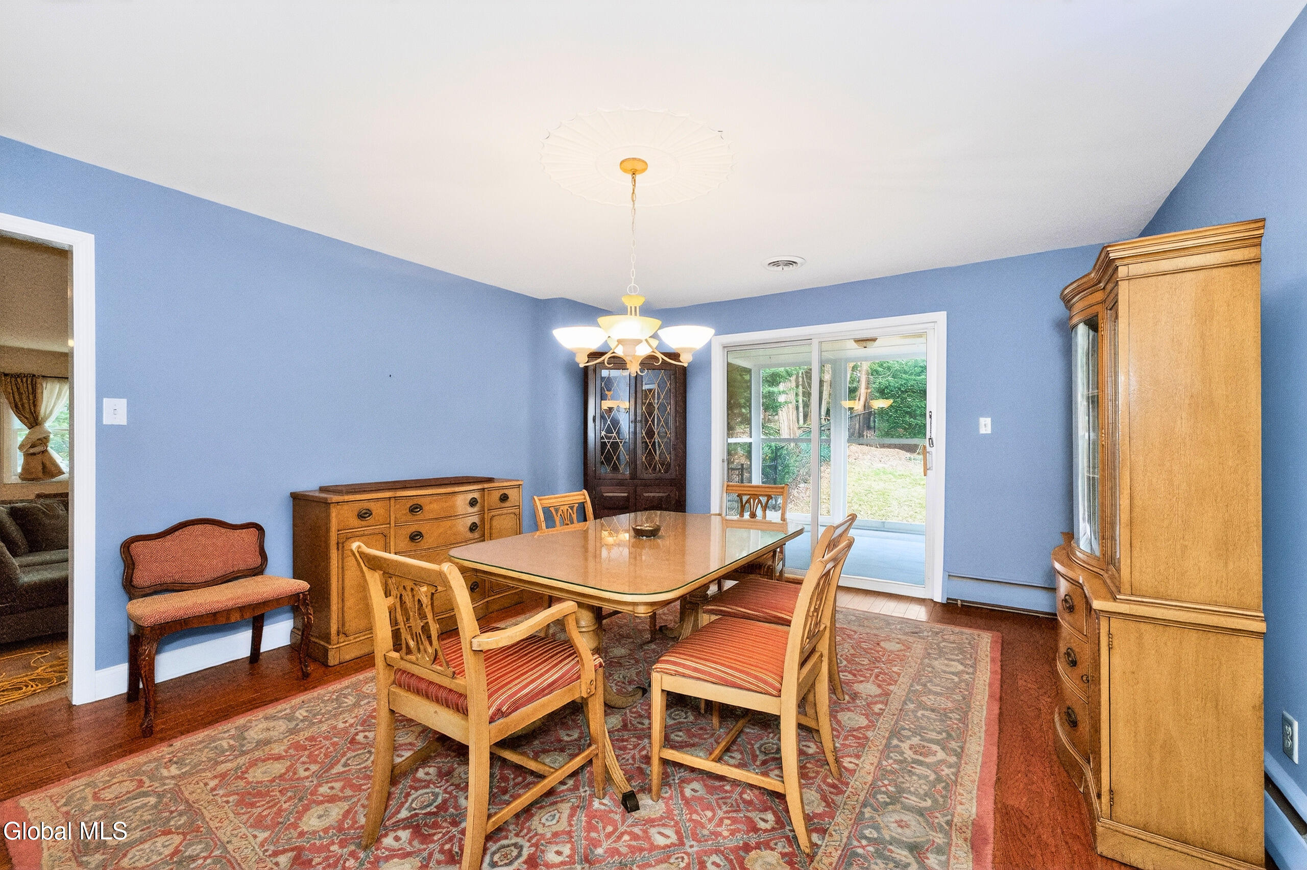 7 Maple Lane North Colonie, NY 12211 - Photo 17 of 47 3 Diningroom 2 - Edited