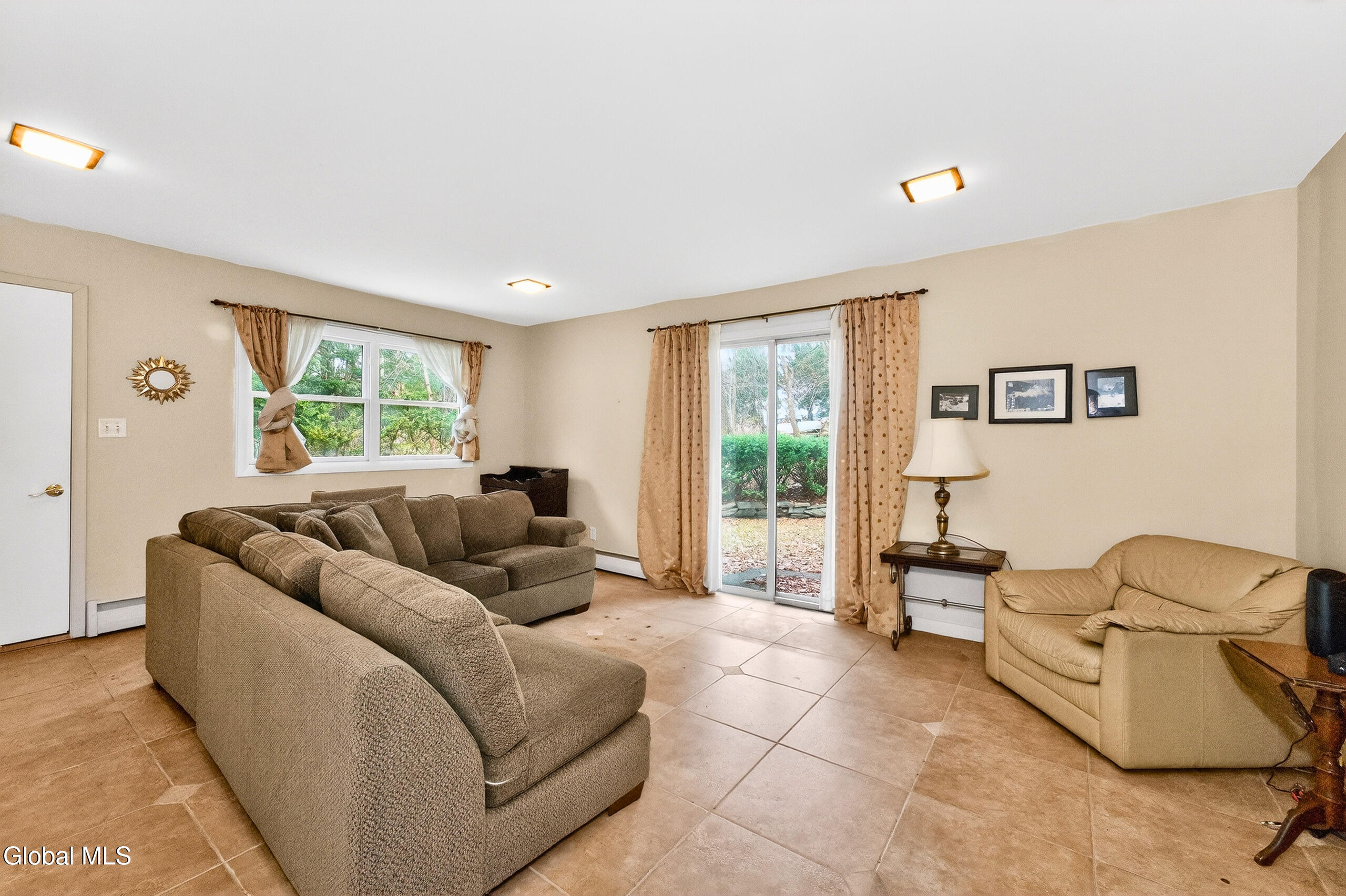 7 Maple Lane North Colonie, NY 12211 - Photo 20 of 47 4 Familyroom 1 - Edited (1)