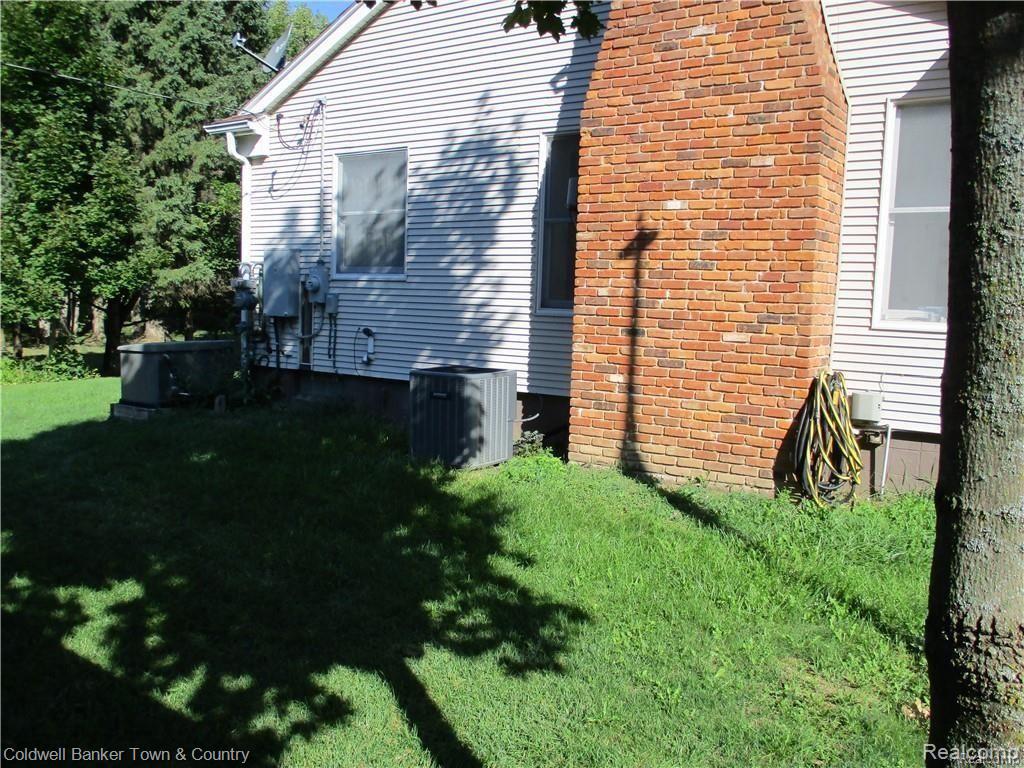 5175 Mack Road Howell, MI 48855 - Photo 3 of 16 GetMedia-2.jpg