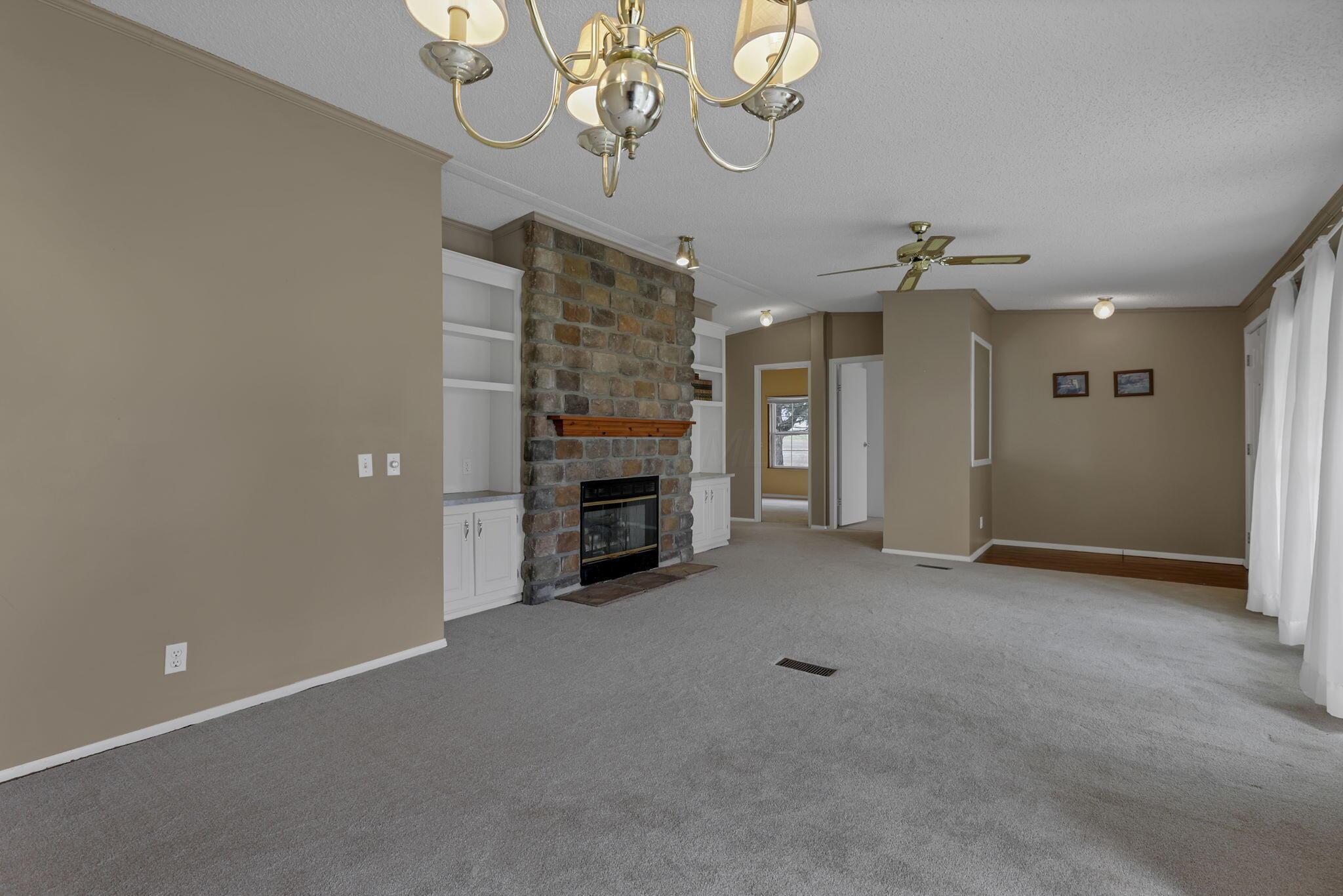 895 Becks Knob Road Southwest Lancaster, OH 43130 - Photo 13 of 71