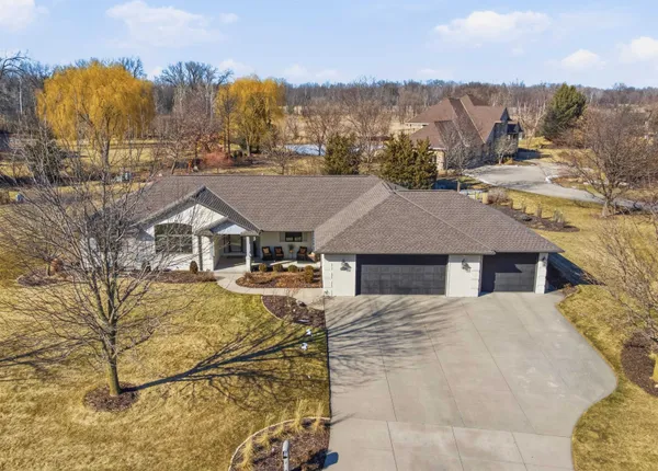 $667,900 | 3400 West Warner Estates Drive, Appleton, WI 54913