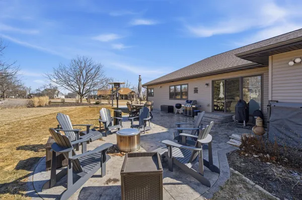 $667,900 | 3400 West Warner Estates Drive, Appleton, WI 54913