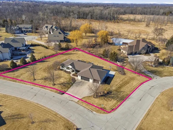 $667,900 | 3400 West Warner Estates Drive, Appleton, WI 54913
