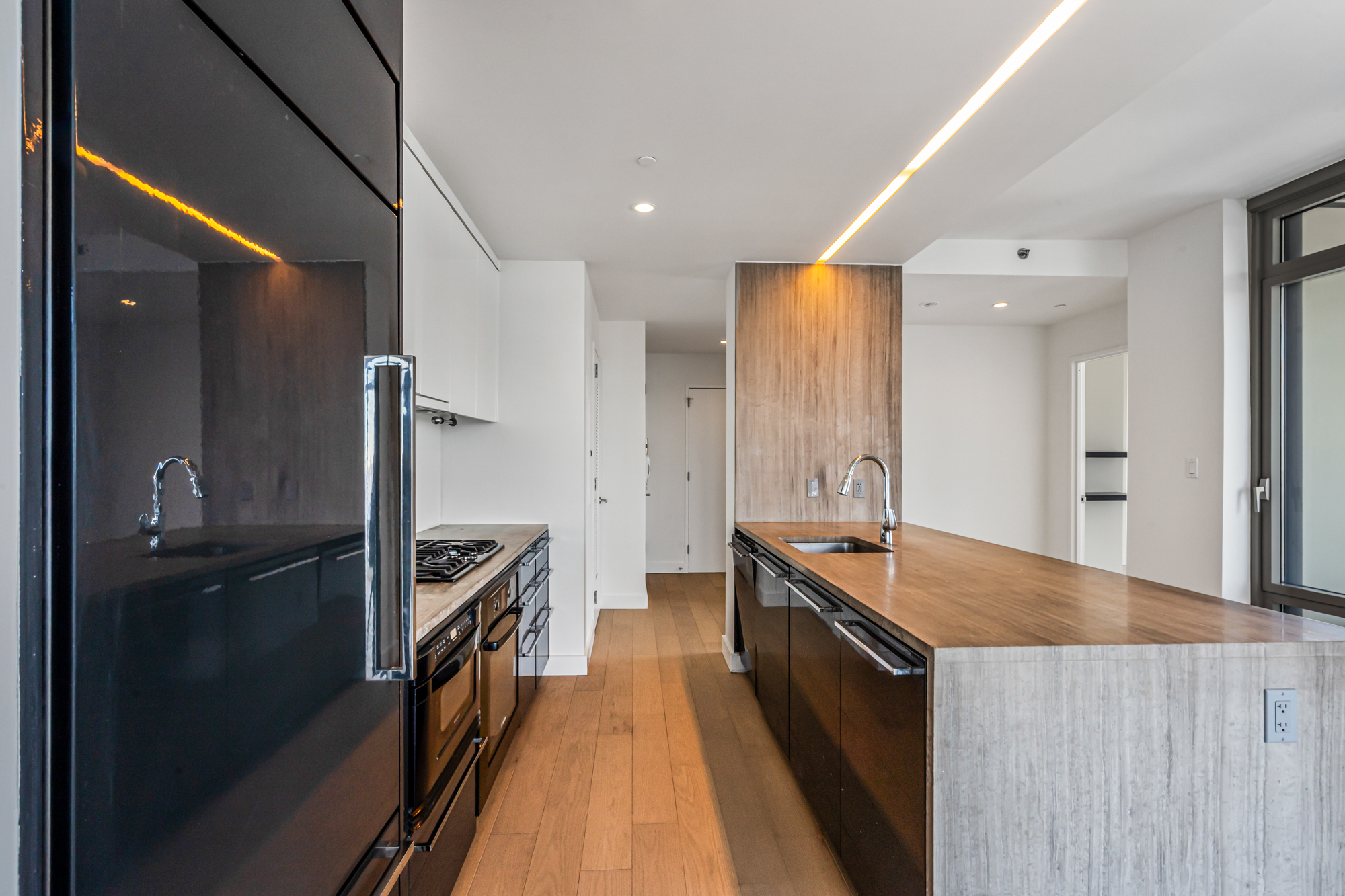 2 Northside Piers, Unit 26L Brooklyn, NY 11249 - Photo 6 of 22