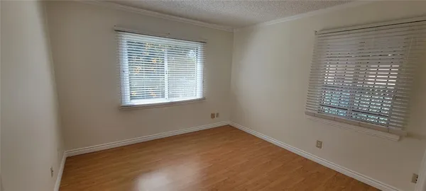 $3,850 | 567 South Street, Glendale, CA 91202