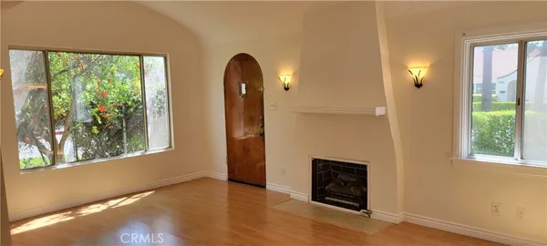 $3,850 | 567 South Street, Glendale, CA 91202