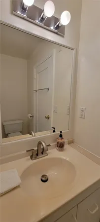$3,850 | 567 South Street, Glendale, CA 91202