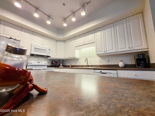 $271,900 | 100 Lighthouse Lane, Unit D3, Cedar Point, NC 28584