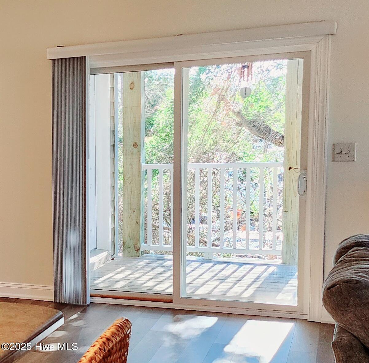 100 Lighthouse Lane, Unit D3 Cedar Point, NC 28584 - Photo 22 of 27 Patio Doors