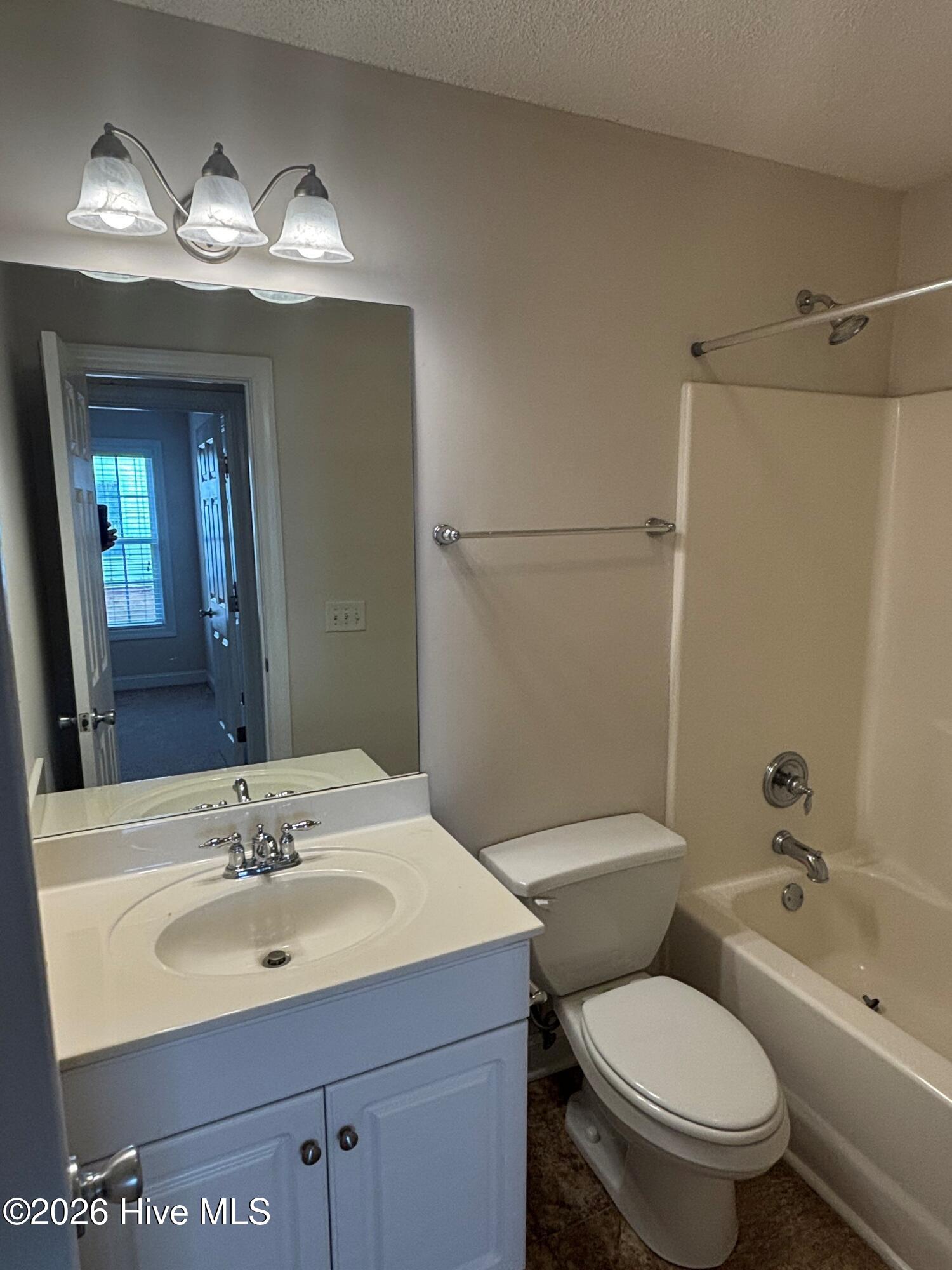 2998 Kinsey Loop, Unit B Winterville, NC 28590 - Photo 16 of 17 2998p