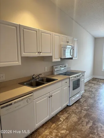 $1,485 | 2998 Kinsey Loop, Unit B, Winterville, NC 28590