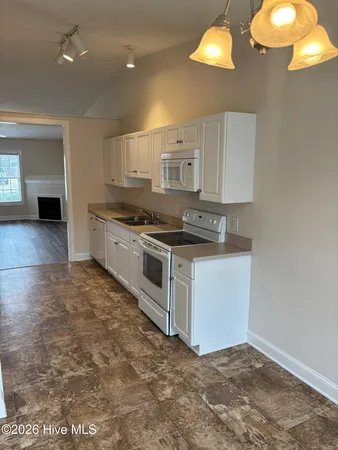 $1,485 | 2998 Kinsey Loop, Unit B, Winterville, NC 28590