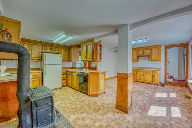 $425,000 | 921 Old Waterford Road, Littleton, NH 03561