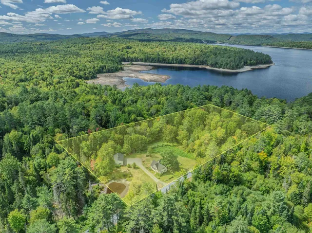 $425,000 | 921 Old Waterford Road, Littleton, NH 03561