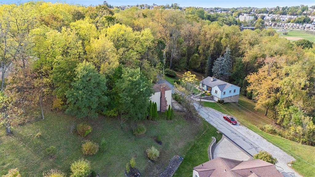 1670 Breining Street Pittsburgh, PA 15234 - Photo 36 of 39 an aerial view of residential houses with outdoor space
