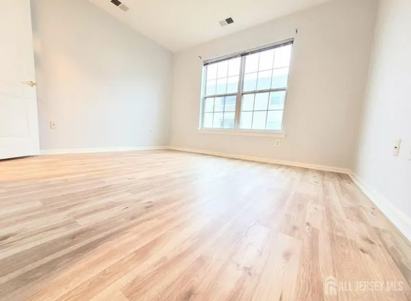 $2,600 | 113 Lionheart Lane, West Deptford, NJ 08086