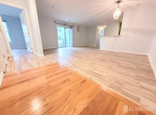 $2,600 | 113 Lionheart Lane, West Deptford, NJ 08086