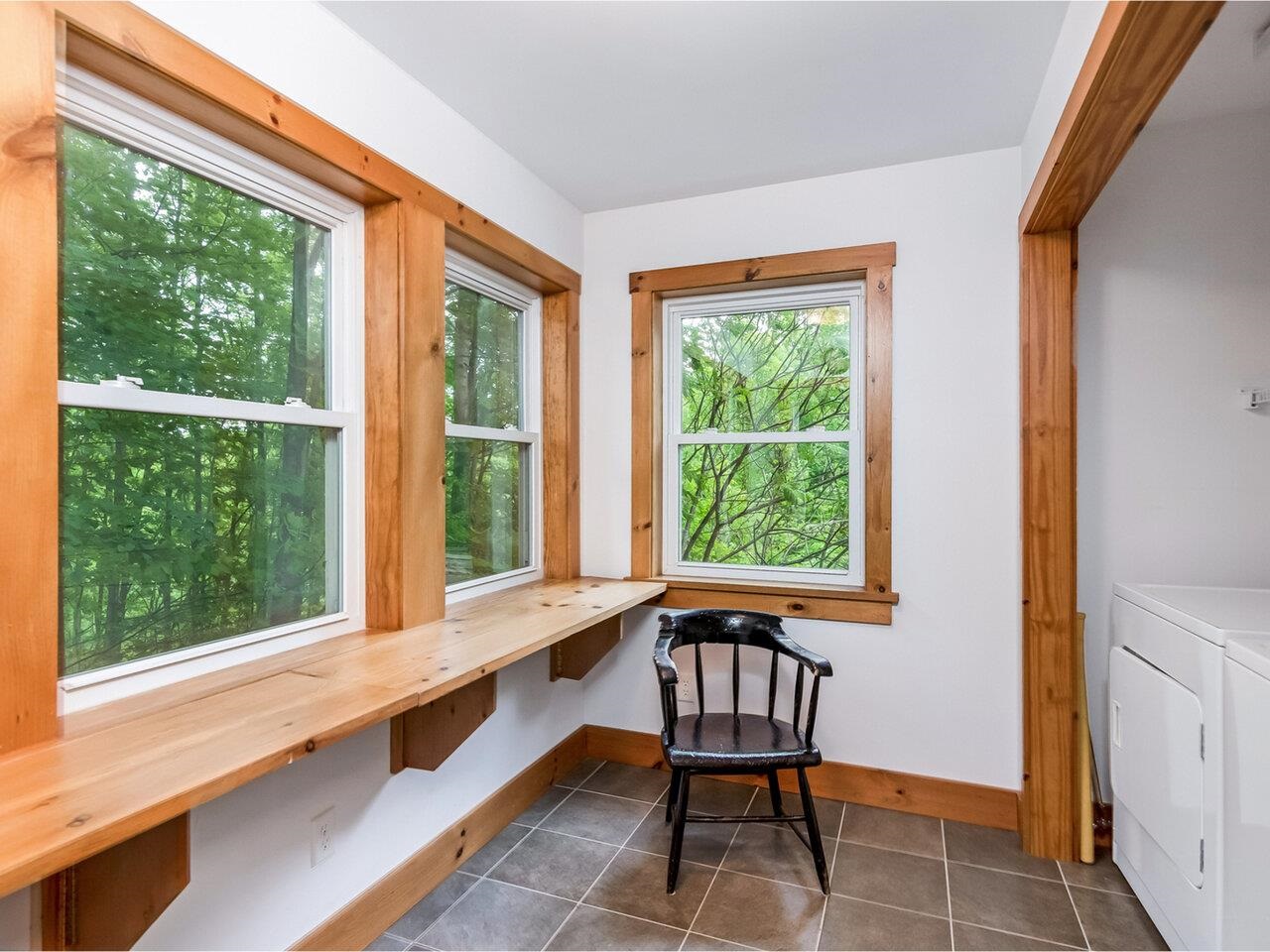 657 Charlotte Road Hinesburg, VT 05461 - Photo 12 of 29 Gallery Image 12