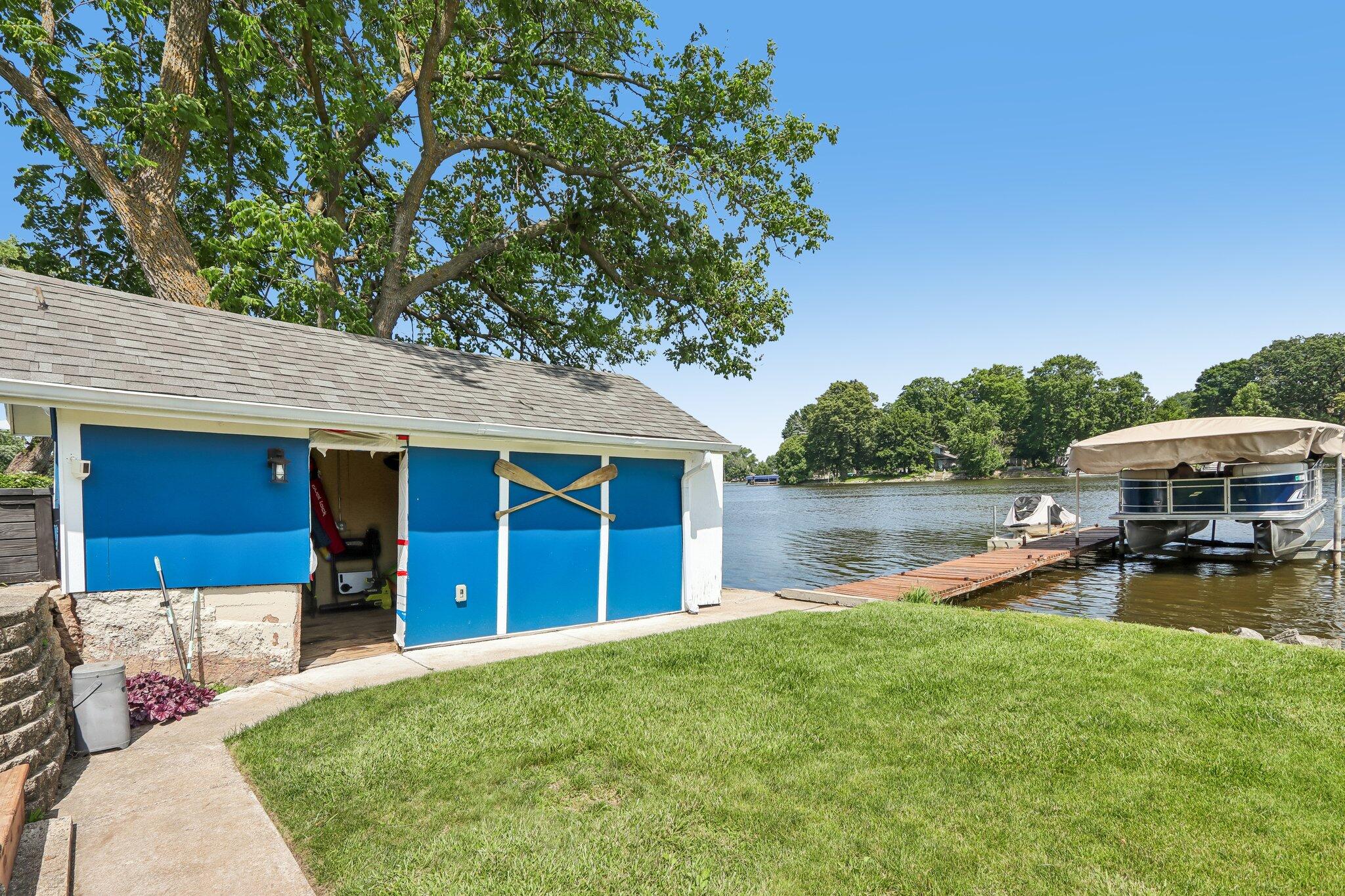 131 Riverside Drive Waterford, WI 53185 - Photo 44 of 55 BOATHOUSE / PIER