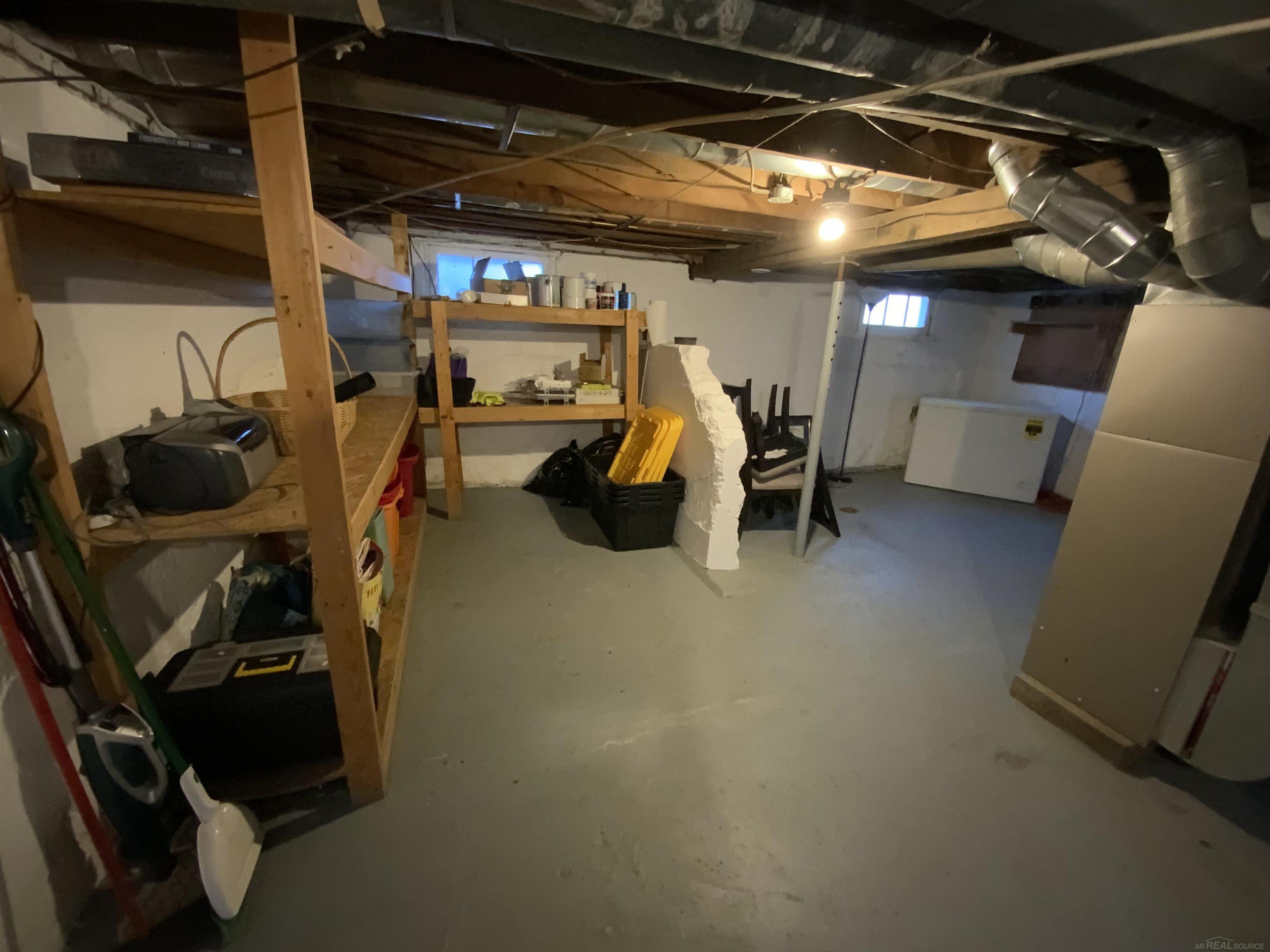 210 Spring Street Yale, MI 48097 - Photo 25 of 35 50161074-bec106b0-4ee8-4e0d-a053-0d1c2eb879fc.JPG