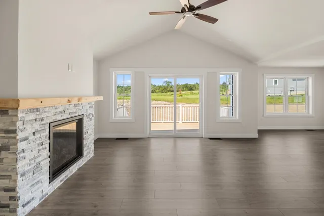 $910,495 | 435 Commodore Drive, Unit 19, Vergennes, VT 05491