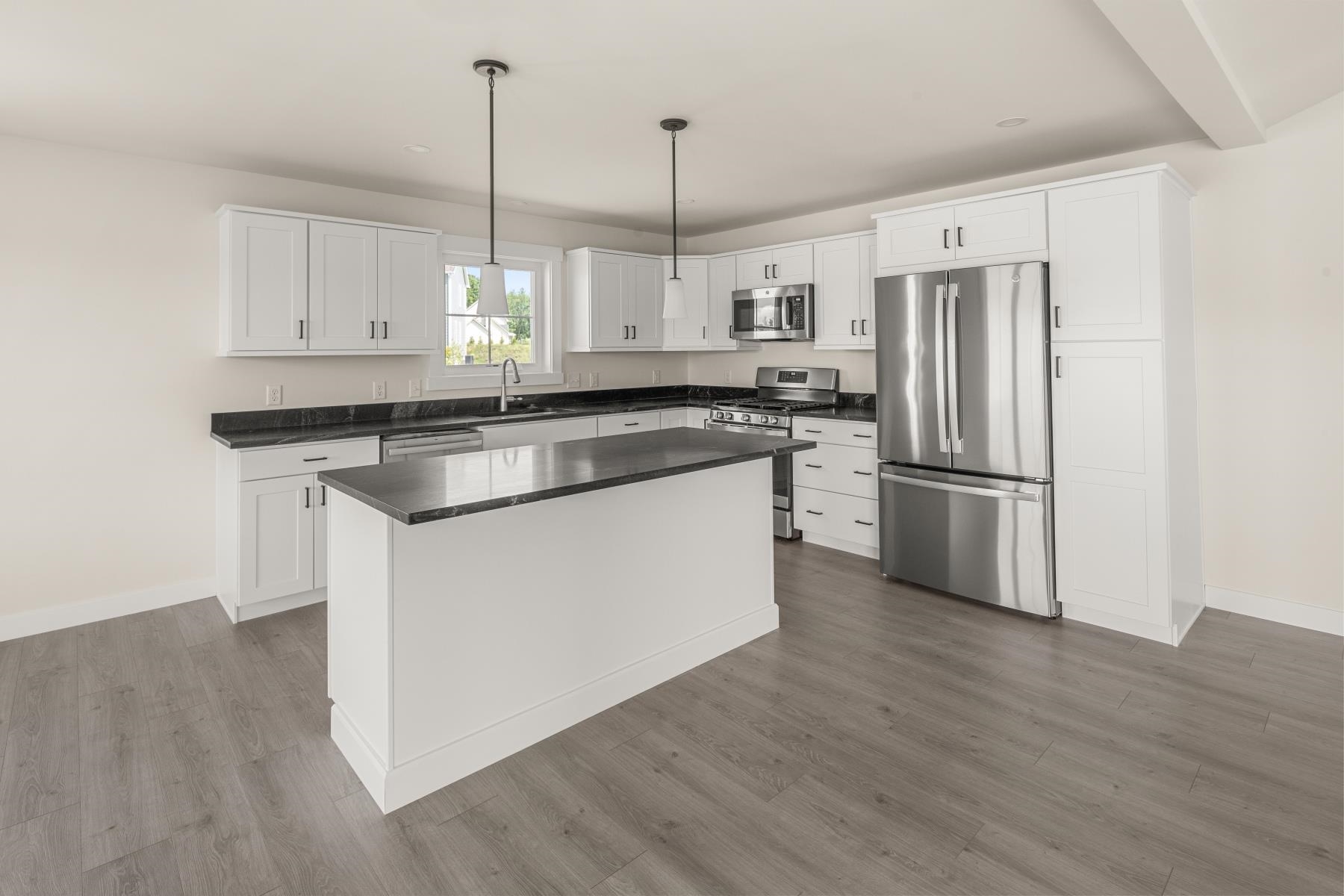 435 Commodore Drive, Unit 19 Vergennes, VT 05491 - Photo 3 of 33