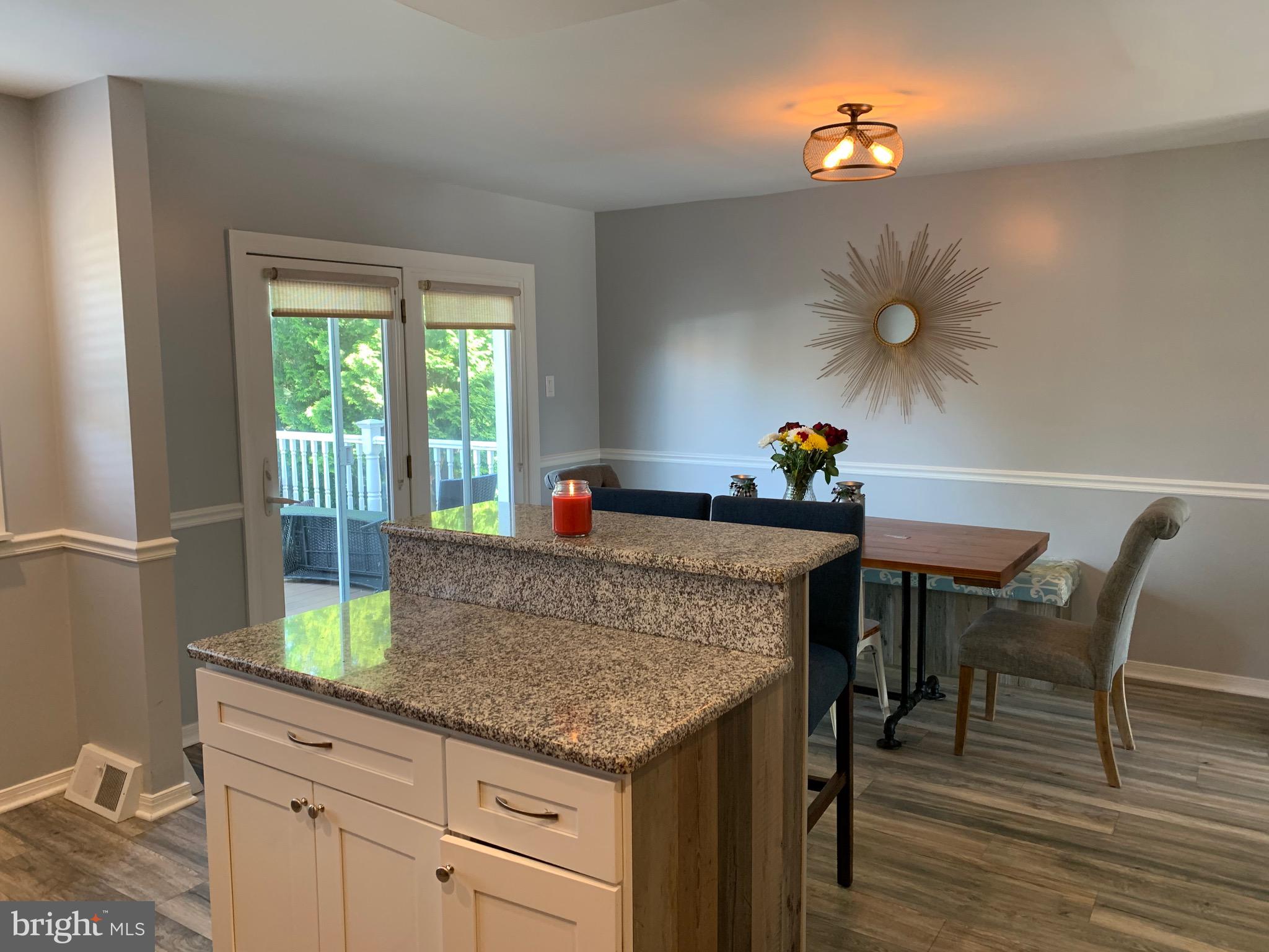 12431 Sweet Briar Road Philadelphia, PA 19154 - Photo 8 of 37