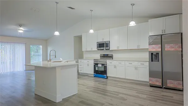 $1,900 | 4395 Northeast 33rd Avenue, Ocala, FL 34479