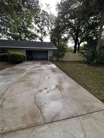 $1,900 | 4395 Northeast 33rd Avenue, Ocala, FL 34479