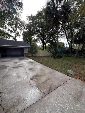 $1,900 | 4395 Northeast 33rd Avenue, Ocala, FL 34479
