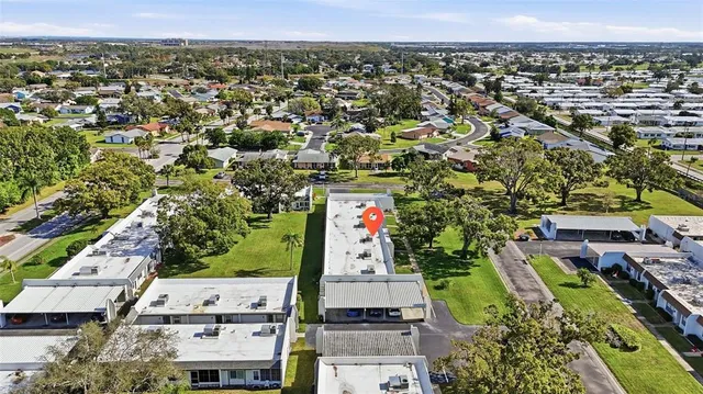 $2,400 | 4651 Lake Villa Drive, Clearwater, FL 33762