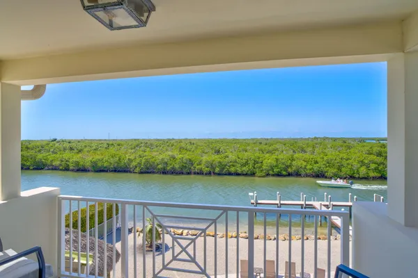 $3,700,000 | 2394 Coco Plum Drive, Unit 2, Marathon, FL 33050