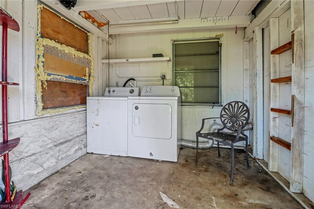 156 4th Street Naples, FL 34113 - Photo 19 of 23