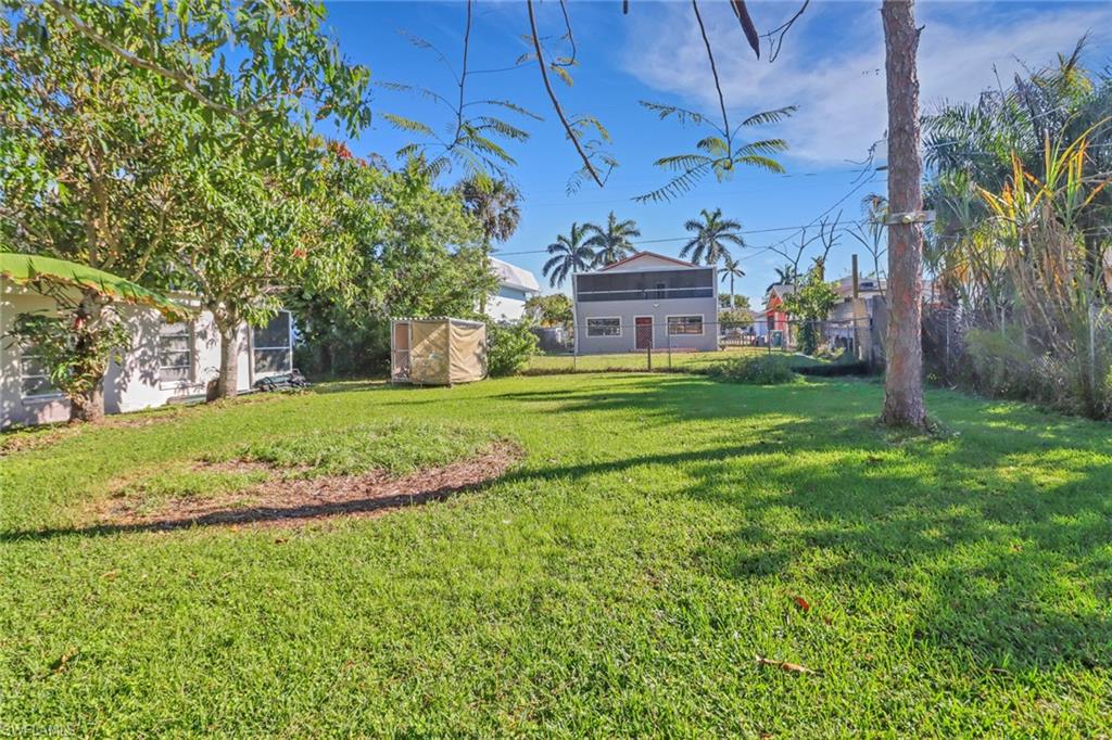 156 4th Street Naples, FL 34113 - Photo 20 of 23