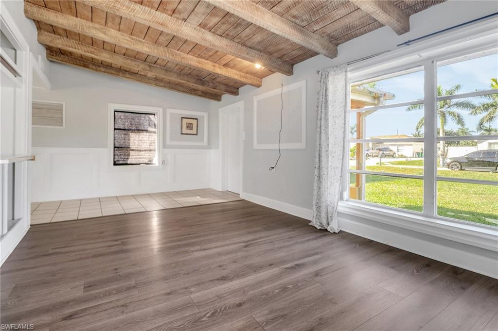 156 4th Street Naples, FL 34113 - Photo 6 of 23