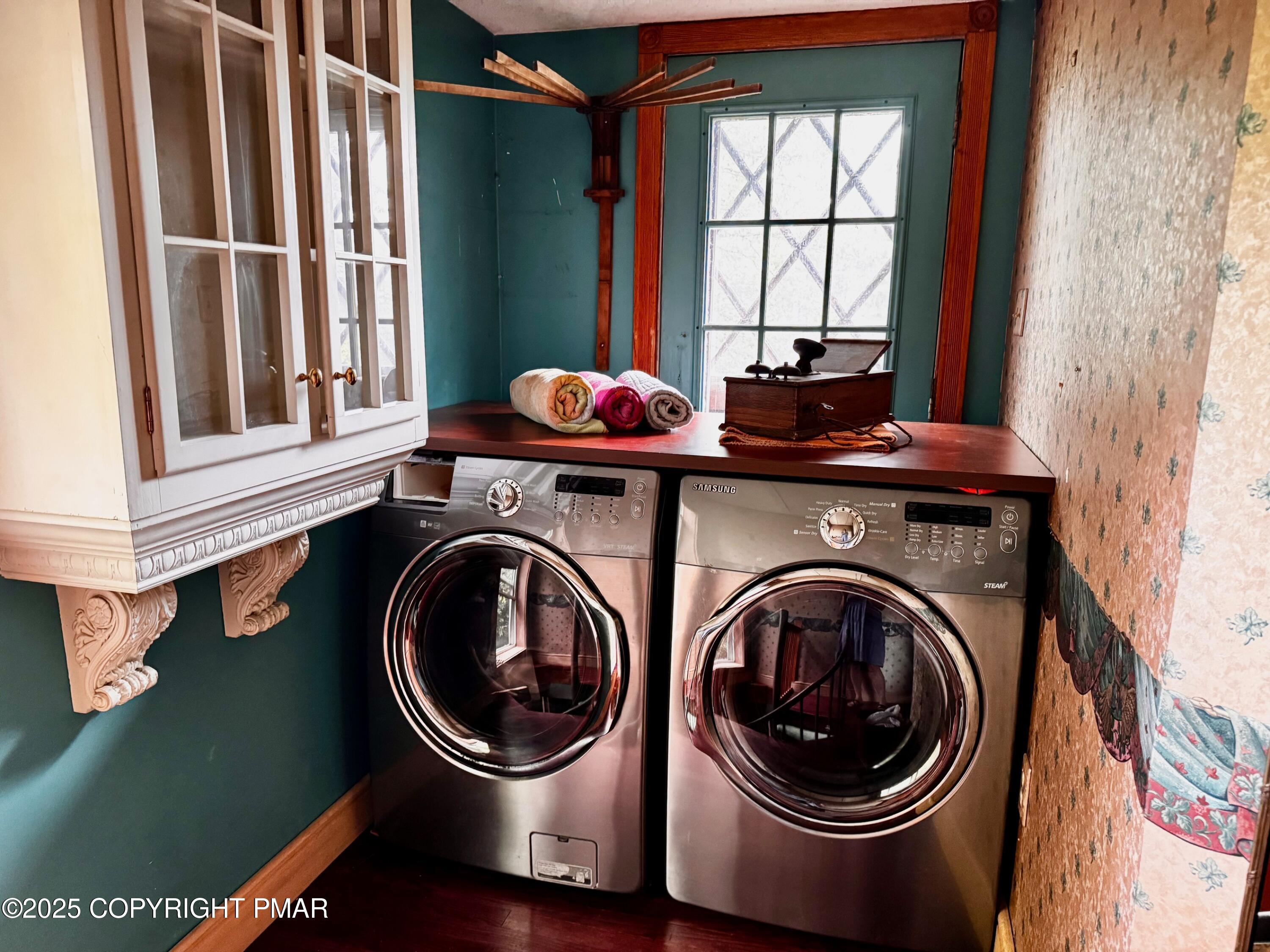 221 Pocono Road Pocono Summit, PA 18346 - Photo 7 of 28 Laundry located on bedroom floor