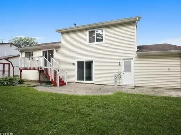 $3,000 | 4411 Bayside Circle, Hoffman Estates, IL 60192