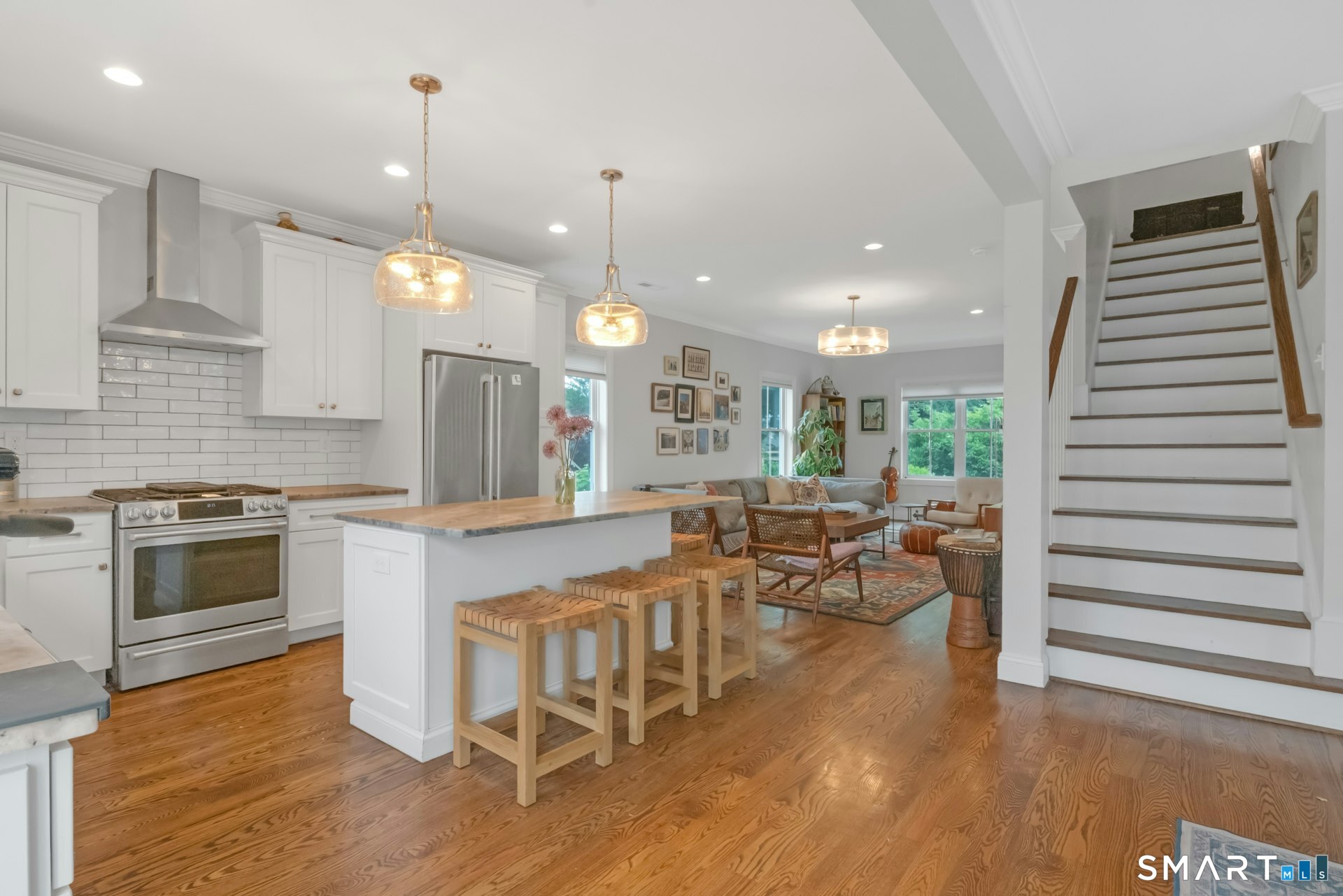210 High Ridge Avenue Ridgefield, CT 06877 - Photo 3 of 31
