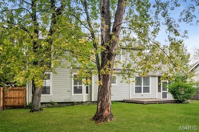 $2,770 | 4158 Fox Crossing Drive, Florissant, MO 63034