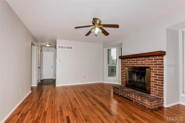 $2,770 | 4158 Fox Crossing Drive, Florissant, MO 63034