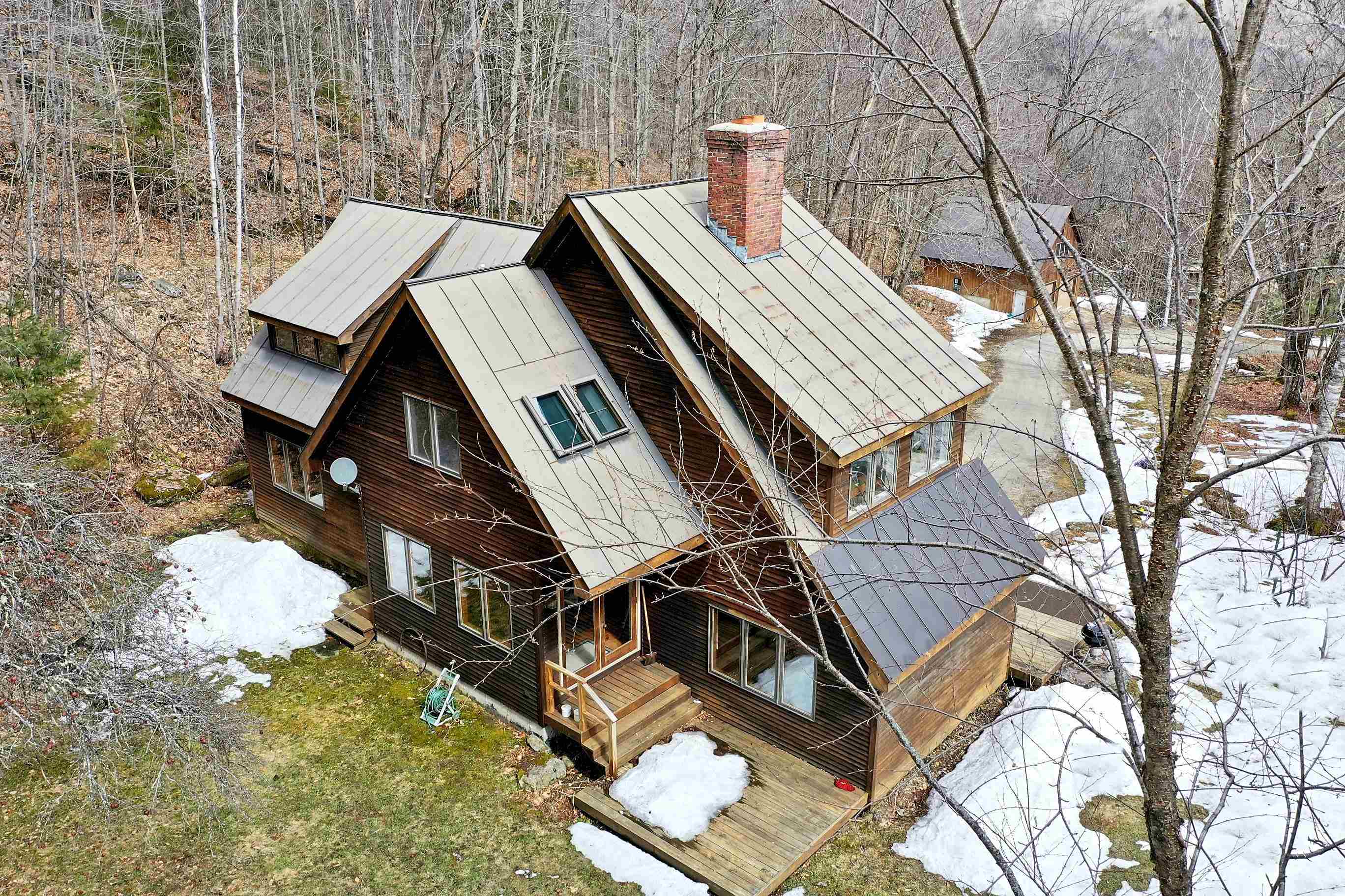 170 Frog City Road Plymouth, VT 05056 - Photo 3 of 39 Gallery Image 3