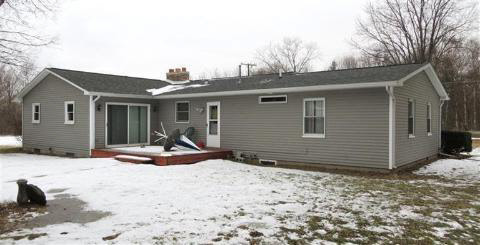 9925 Bray Road Millington, MI 48746 - Photo 2 of 22 20327880-1.JPG