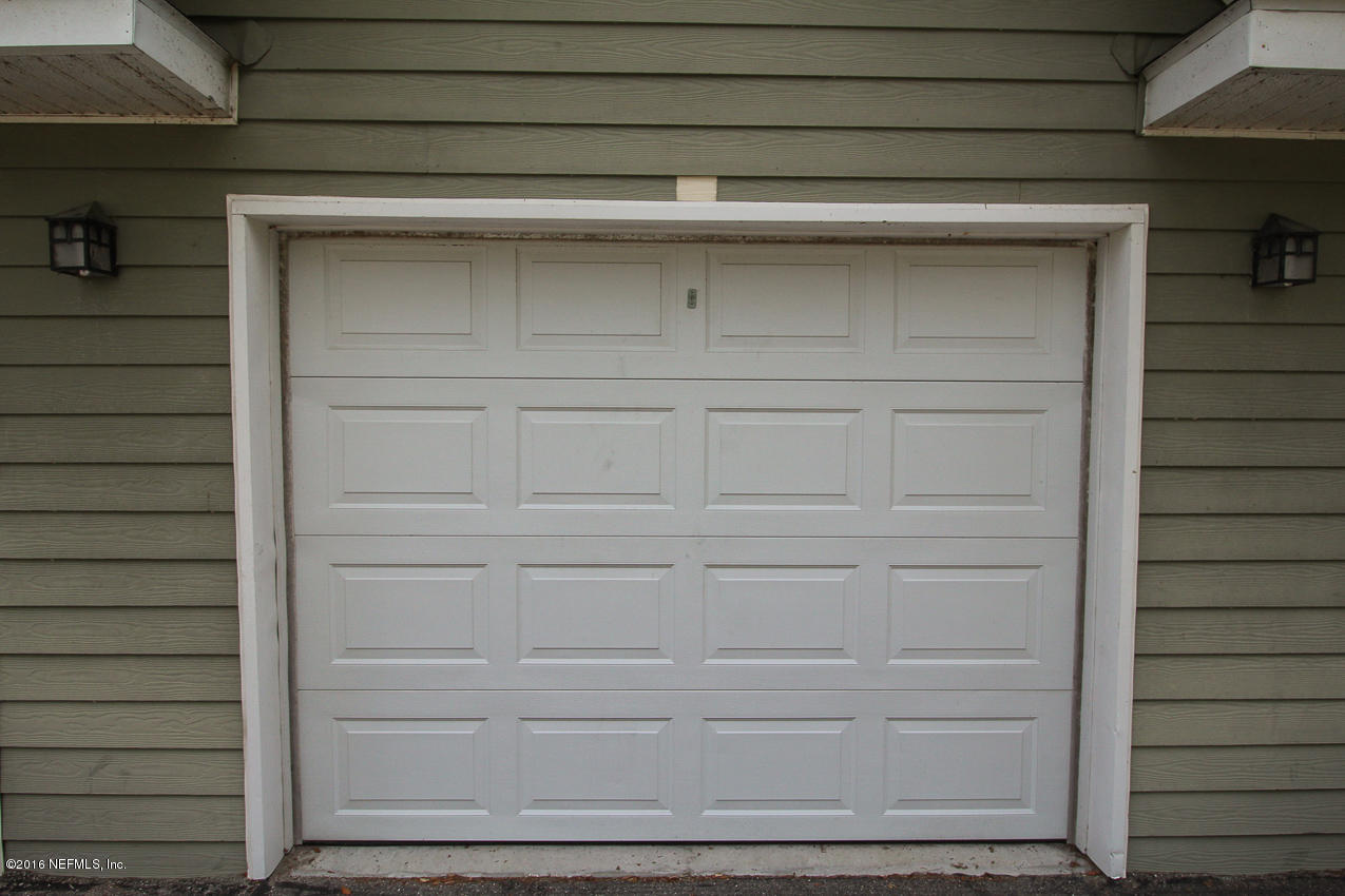 23583 Bahama Point Fernandina Beach, FL 32034 - Photo 20 of 37 a close view of closet